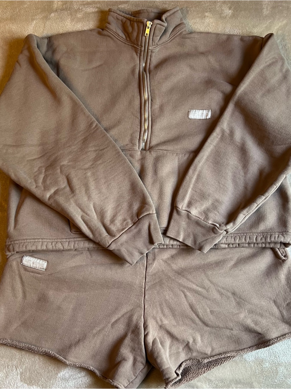 SET Active Tan Sweat Set